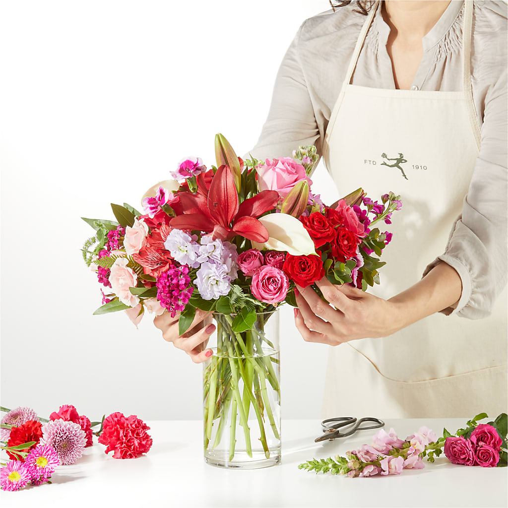Swooning Over You - A Luxury Florist Original –  Floral Designs Atlanta Llc, Atlanta GA